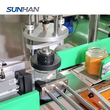 labeling structure of honey jar labeling machine