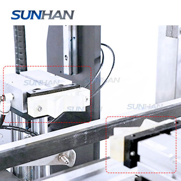 clamping structure of hot sauce capping machine